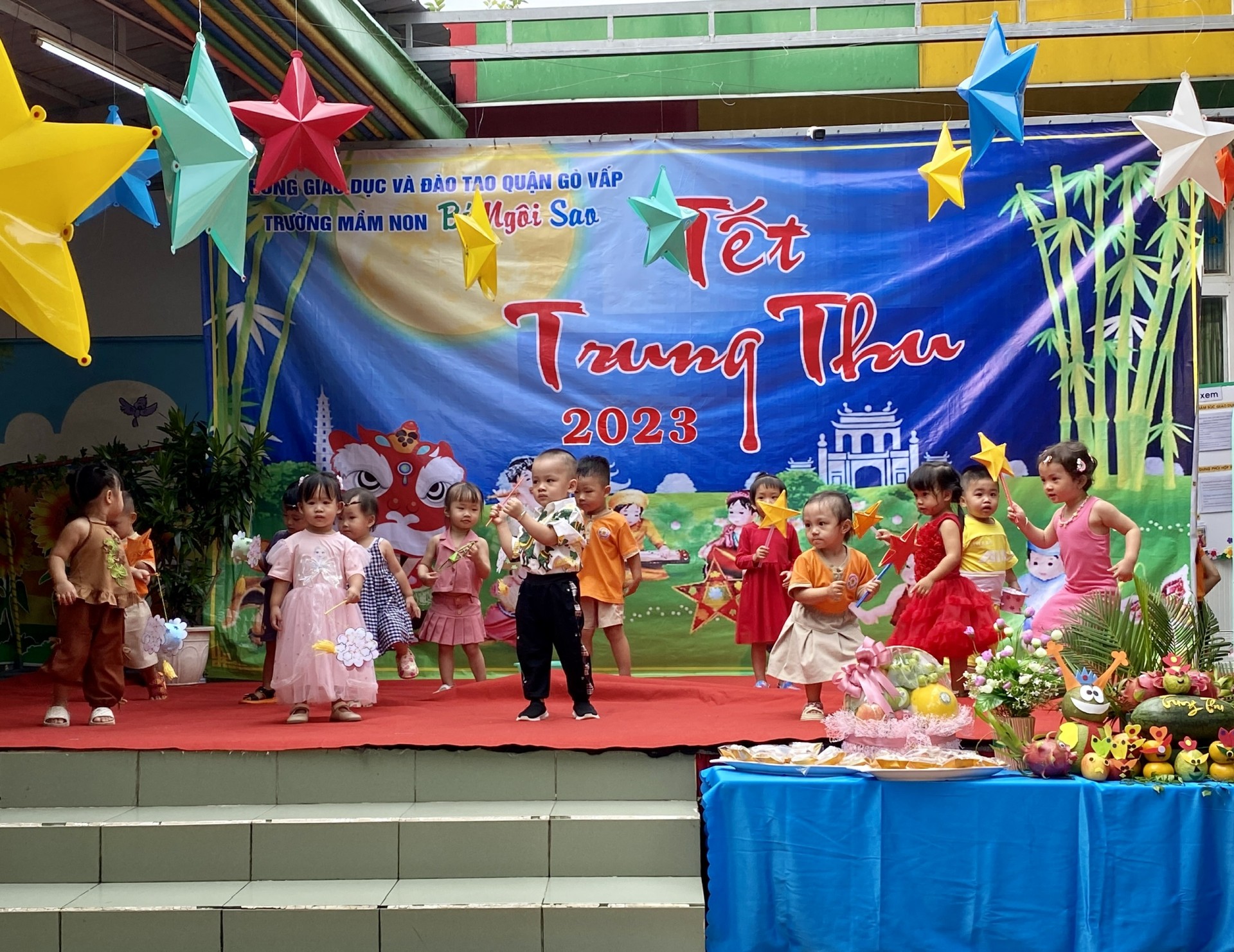 BÉ VUI TRUNG THU 2023