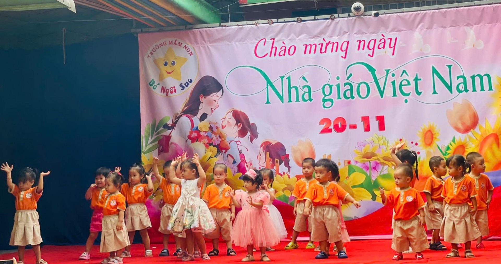 NGƯỜI THẦY ĐẦU TIÊN