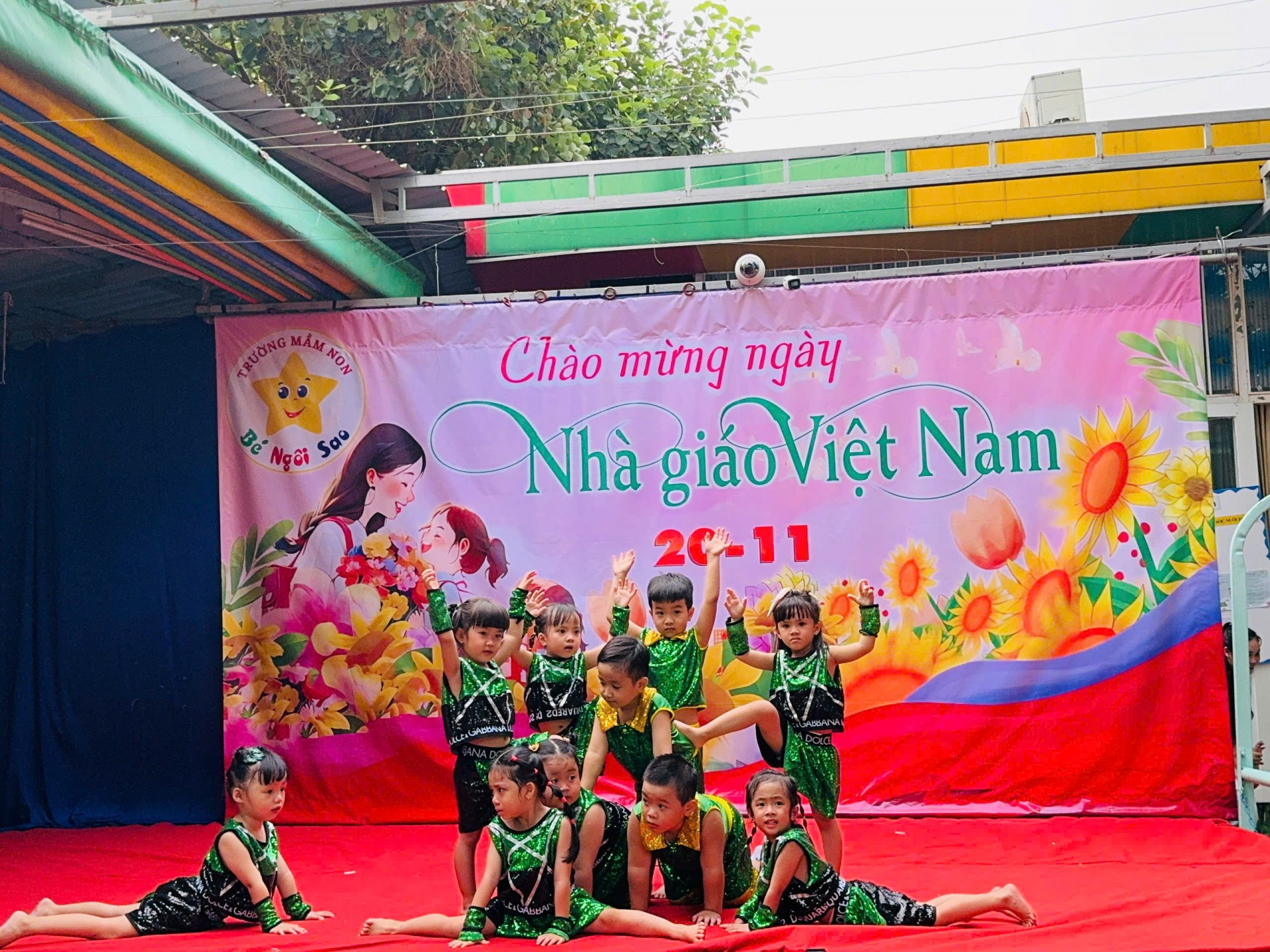 NGƯỜI THẦY ĐẦU TIÊN