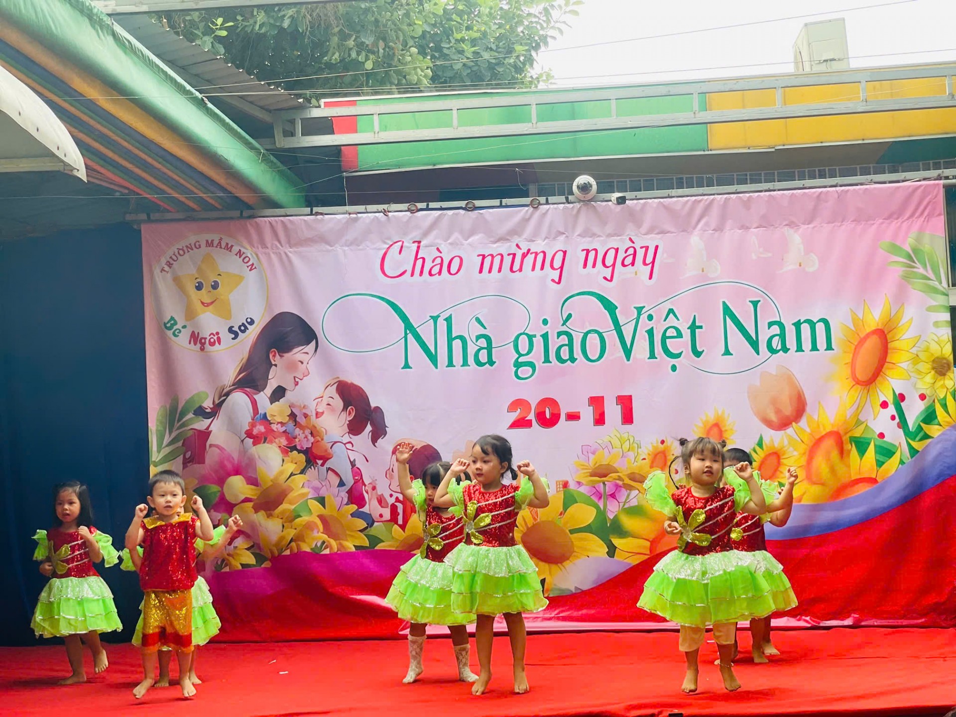 NGƯỜI THẦY ĐẦU TIÊN