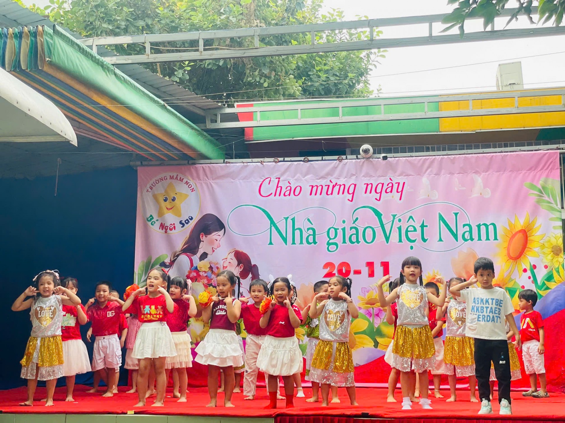 NGƯỜI THẦY ĐẦU TIÊN