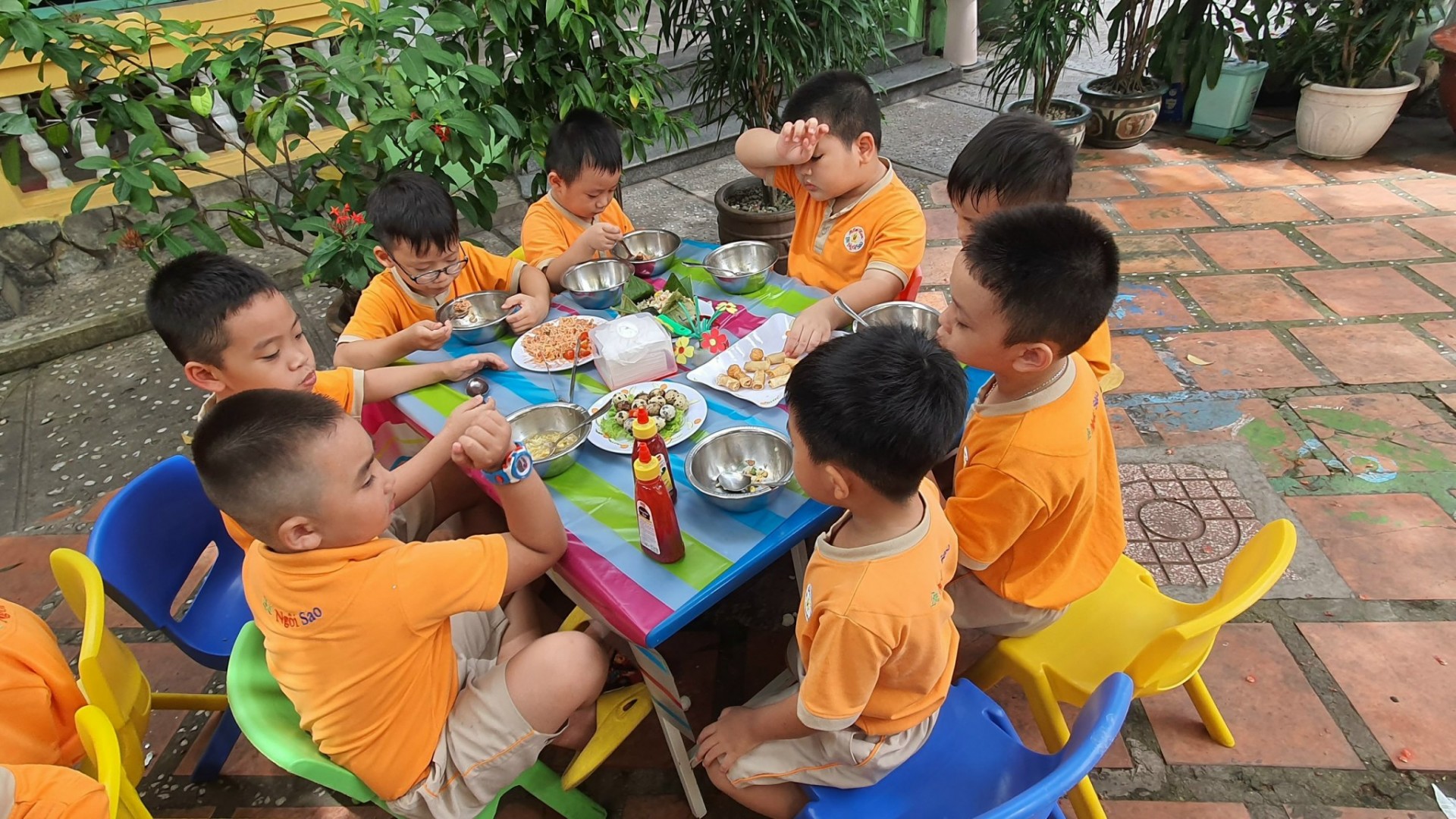 BÉ VUI ĐẾN TRƯỜNG 2022-2023