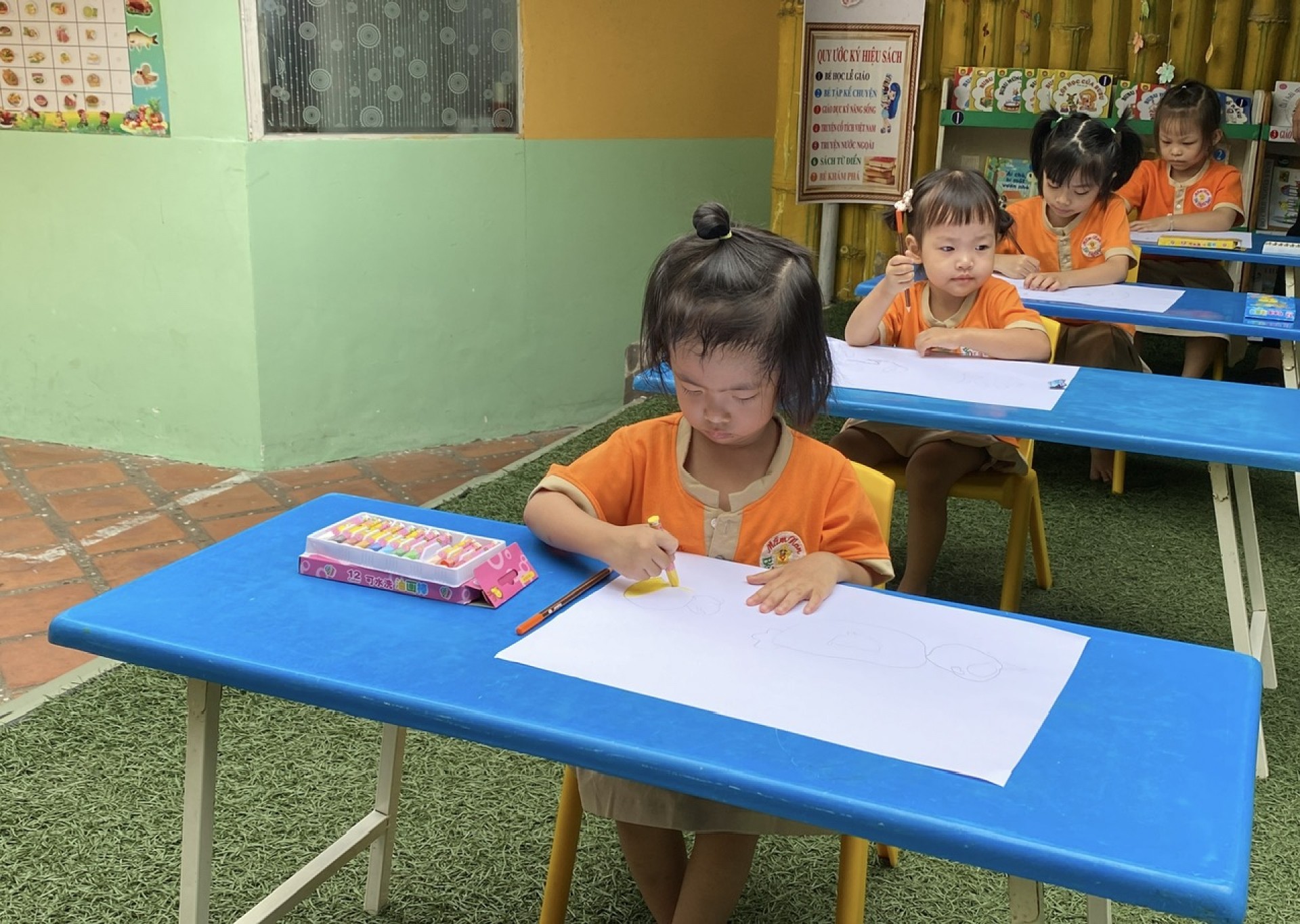 BÉ VẼ SÁNG TẠO CÙNG BITEX