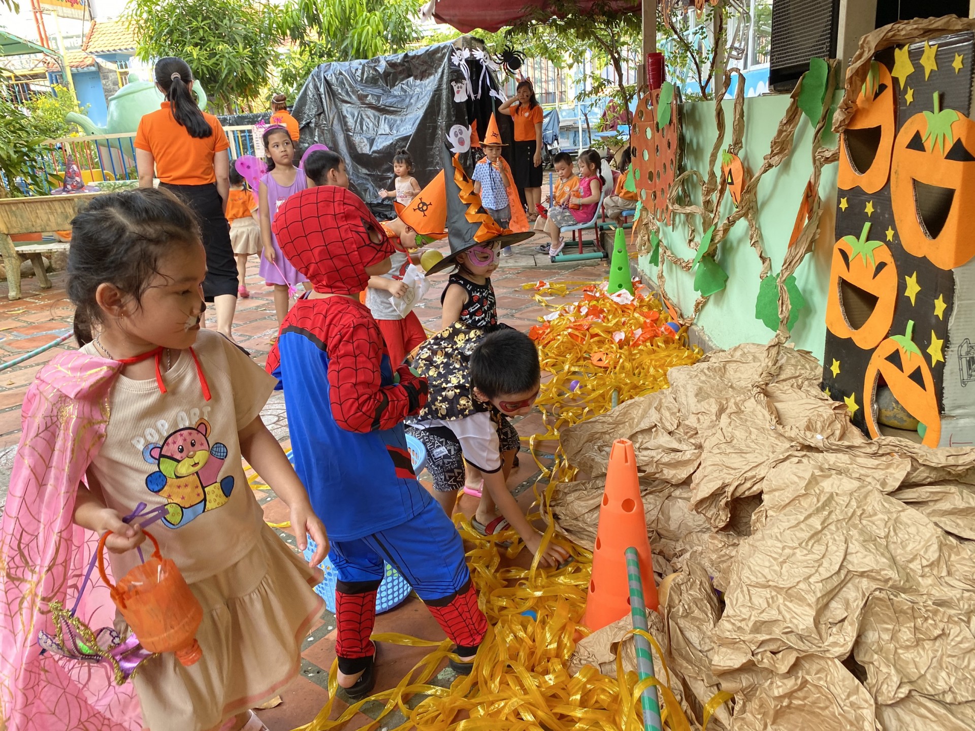 LỄ HỘI HÓA TRANG 2023