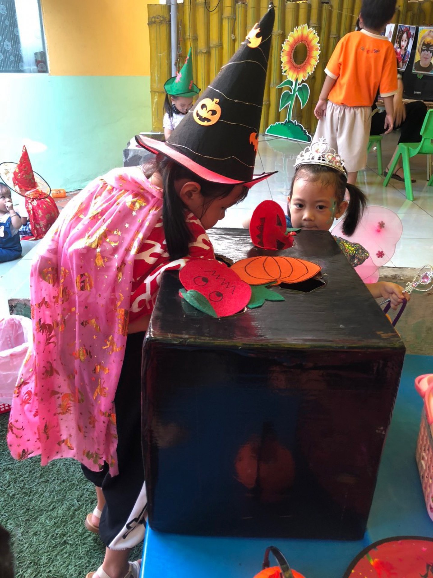 LỄ HỘI HÓA TRANG 2023