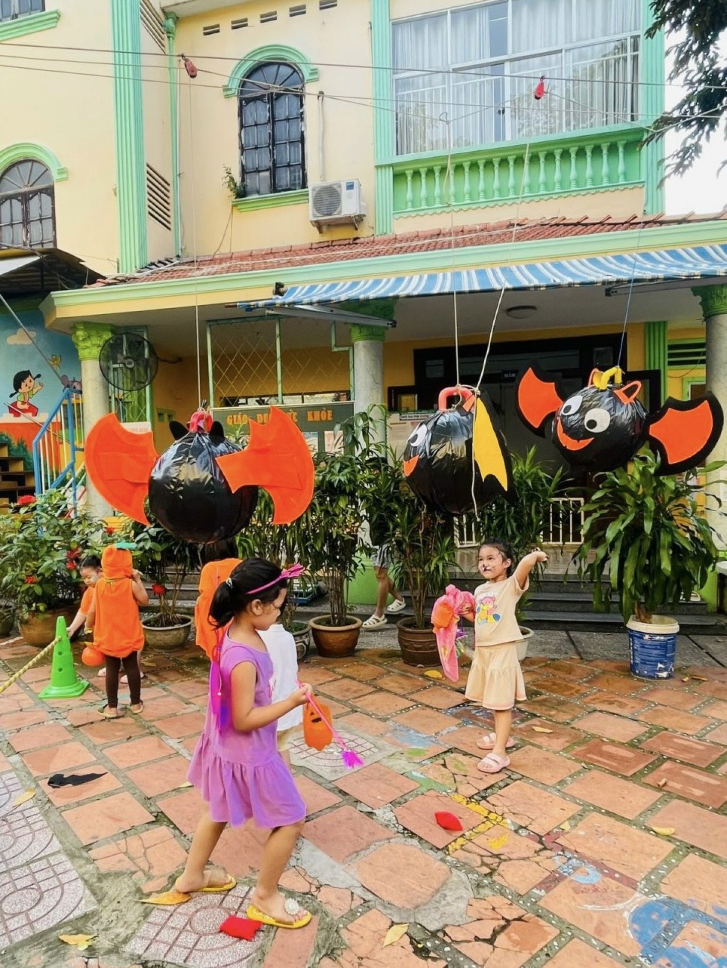 LỄ HỘI HÓA TRANG 2023