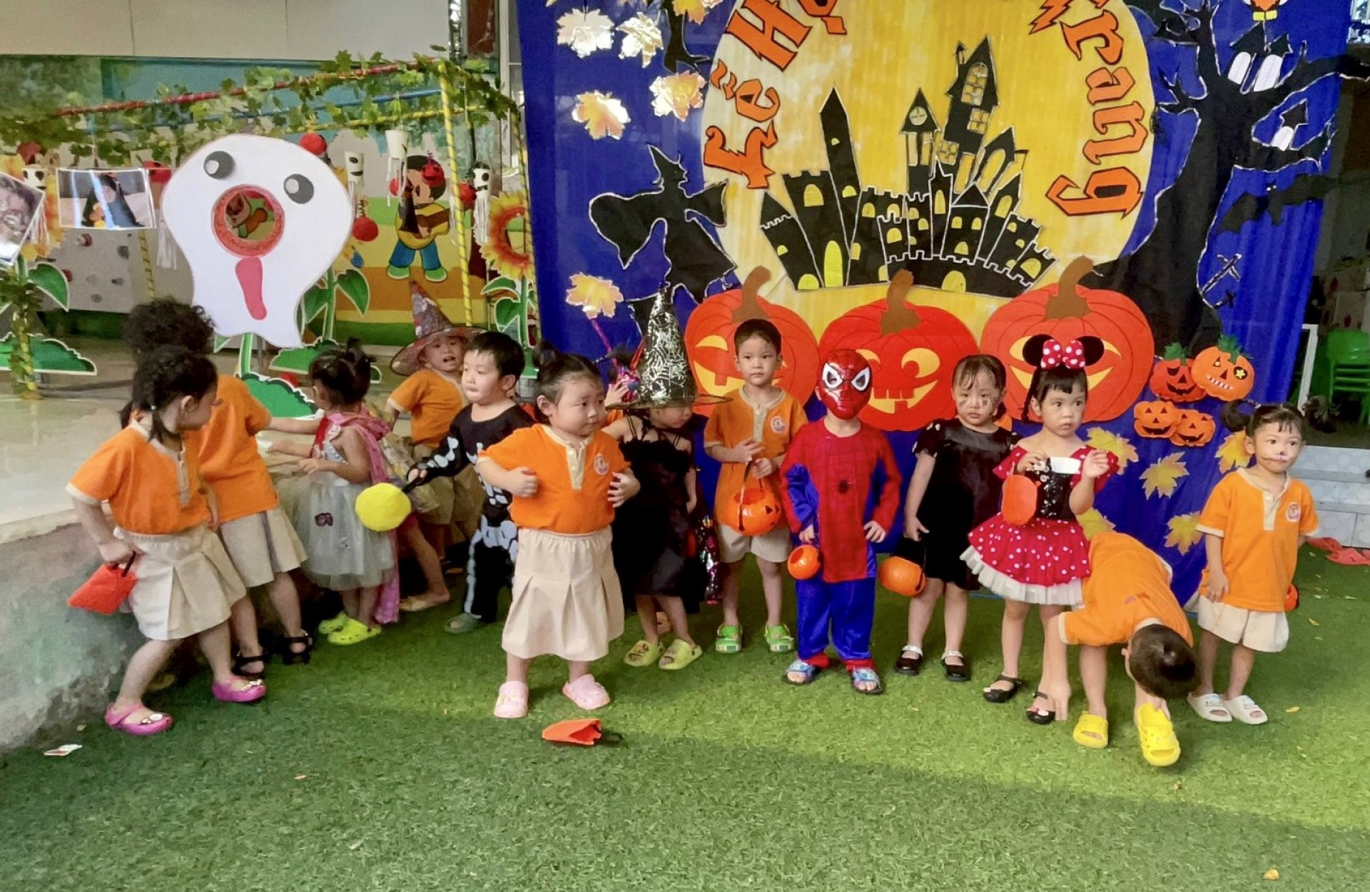 LỄ HỘI HÓA TRANG 2023