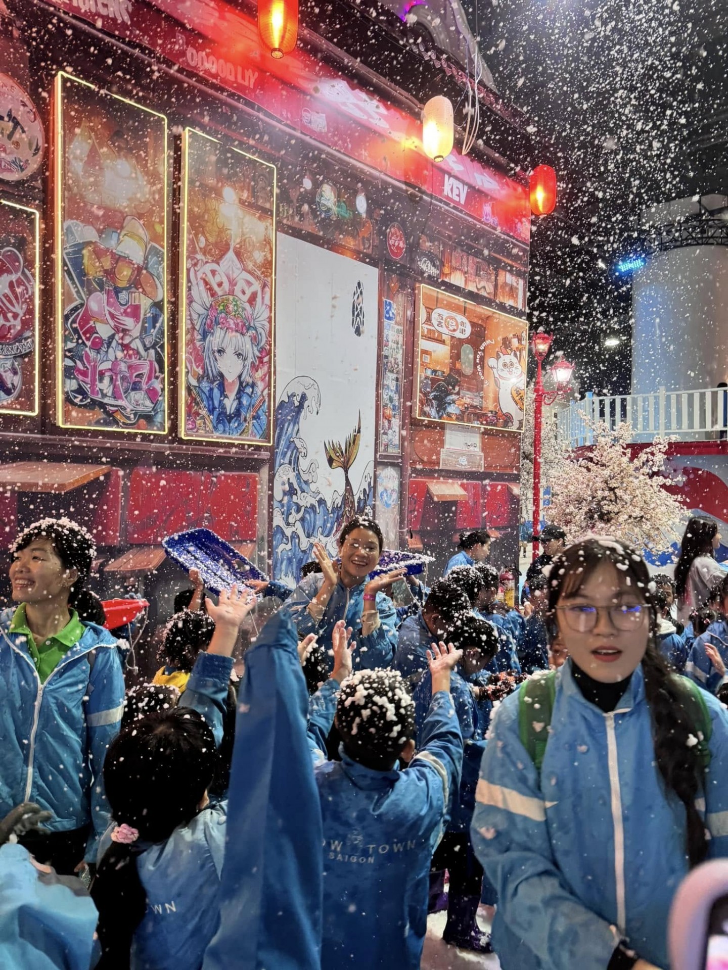 NGOẠI KHÓA 2023-2024 (Đường sách - Bưu điện thành phố - Snow town)