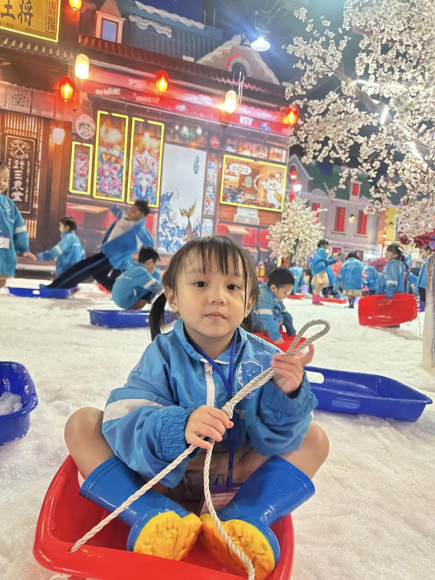 NGOẠI KHÓA 2023-2024 (Đường sách - Bưu điện thành phố - Snow town)