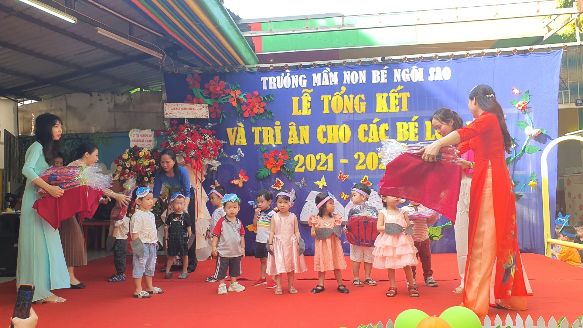 LỄ TỔNG KẾT VÀ TRI ÂN CỦA CÁC BÉ LỚP LÁ NĂM 2021-2022