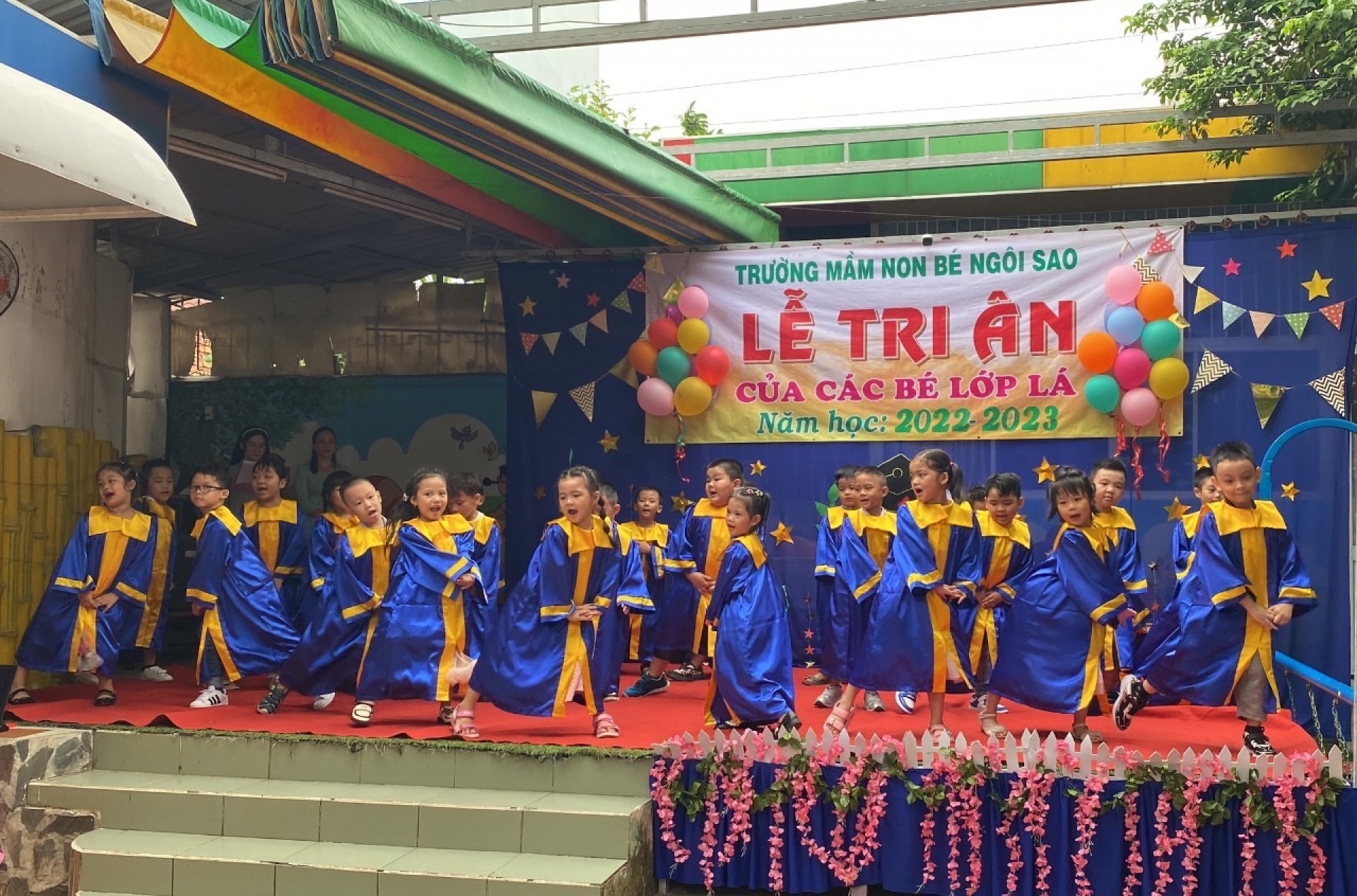 LỄ TRI ÂN CỦA CÁC BÉ LỚP LÁ NH - 2022 - 2023