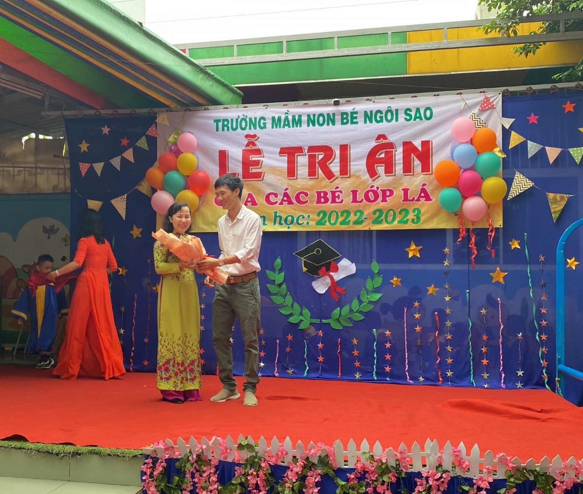 LỄ TRI ÂN CỦA CÁC BÉ LỚP LÁ NH - 2022 - 2023