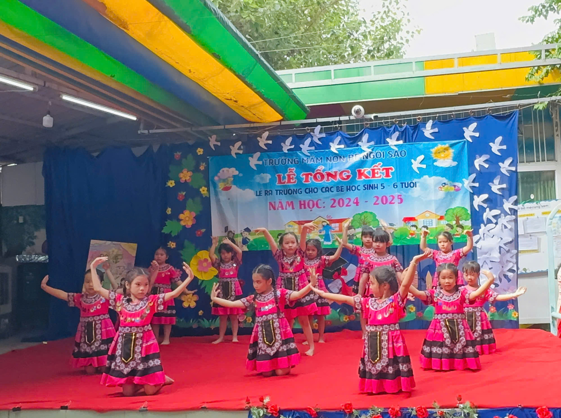 LỄ TỔNG KẾT VÀ TRI ÂN CỦA CÁC BÉ LỚP LÁ 2024-2025