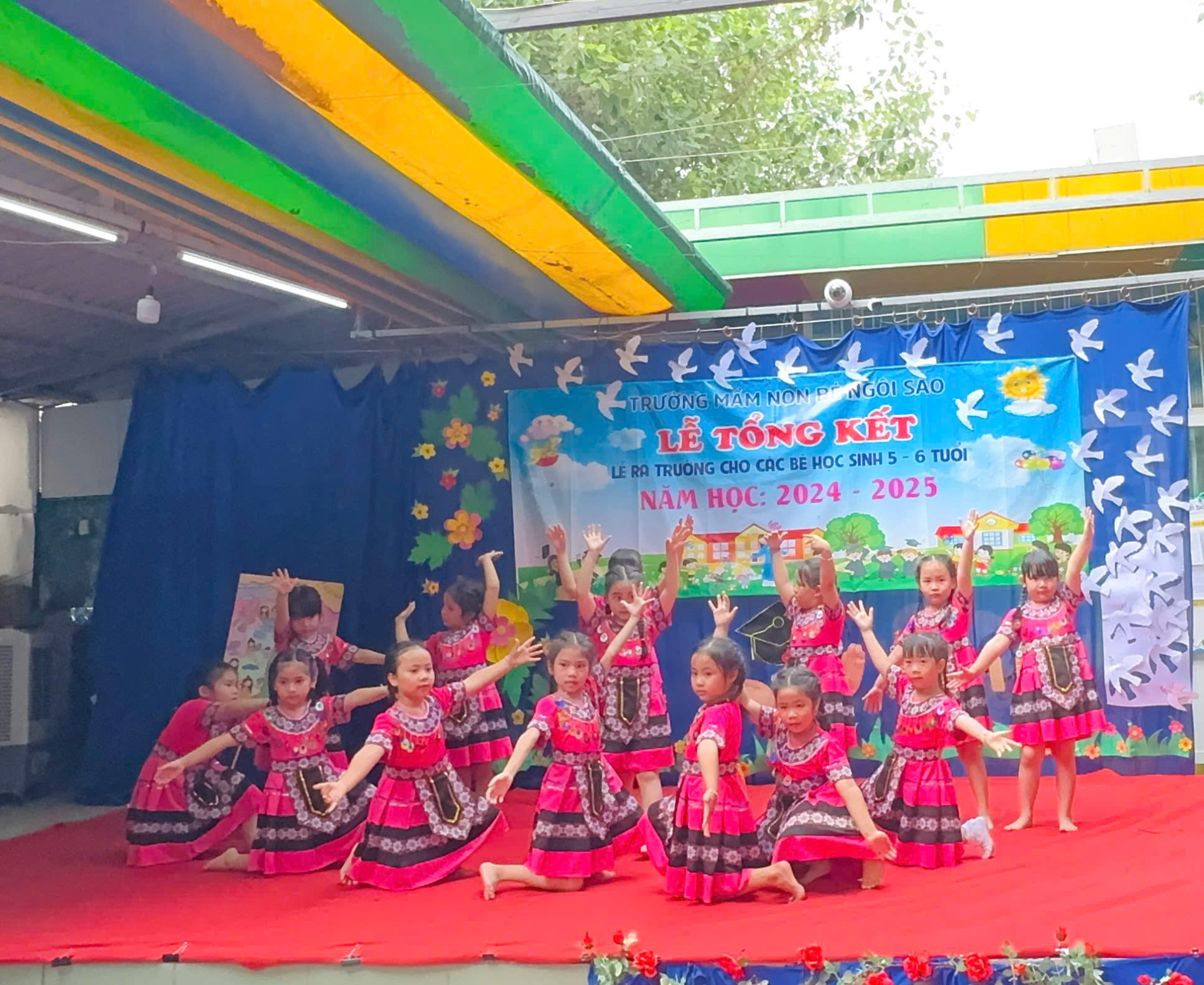 LỄ TỔNG KẾT VÀ TRI ÂN CỦA CÁC BÉ LỚP LÁ 2024-2025